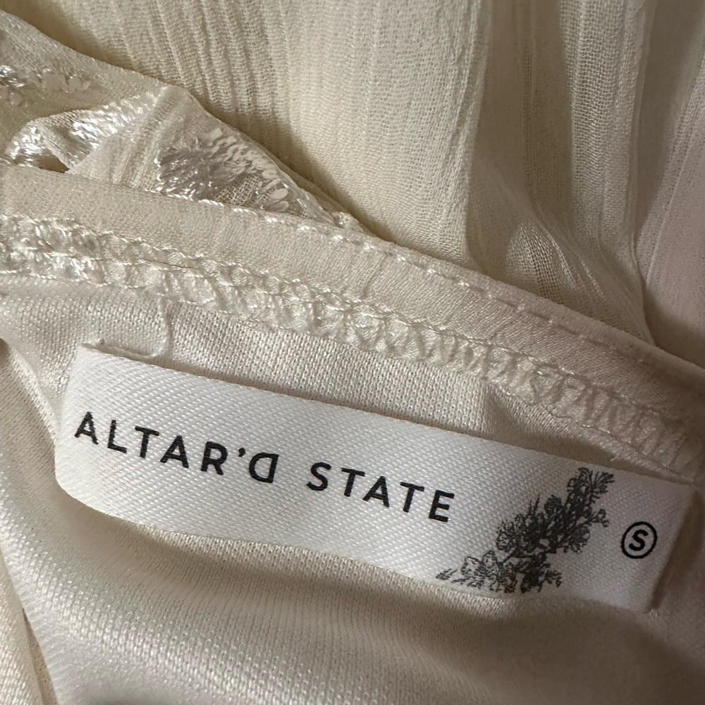 Altar’d State dress - Picture 3 of 3